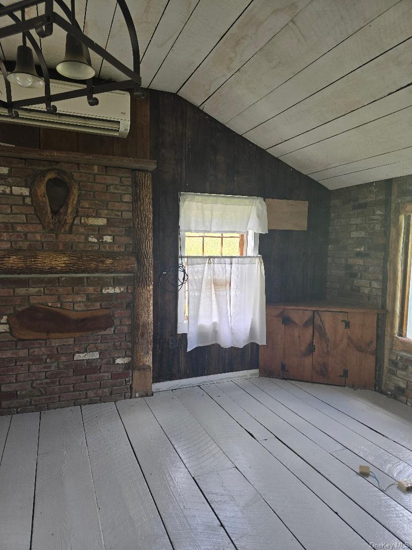 6437 Route 209 Property Photo 7