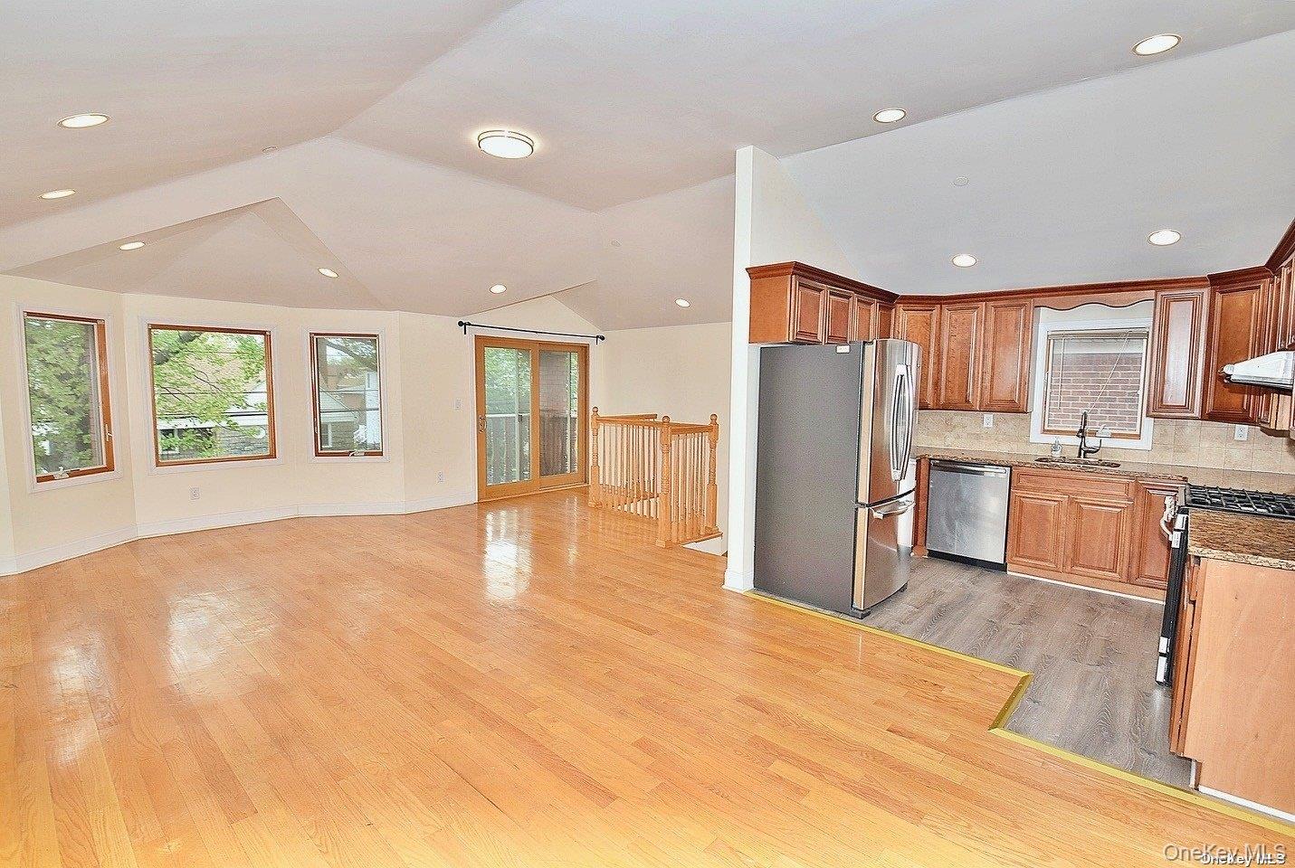 154-36 20th Road Property Photo 3
