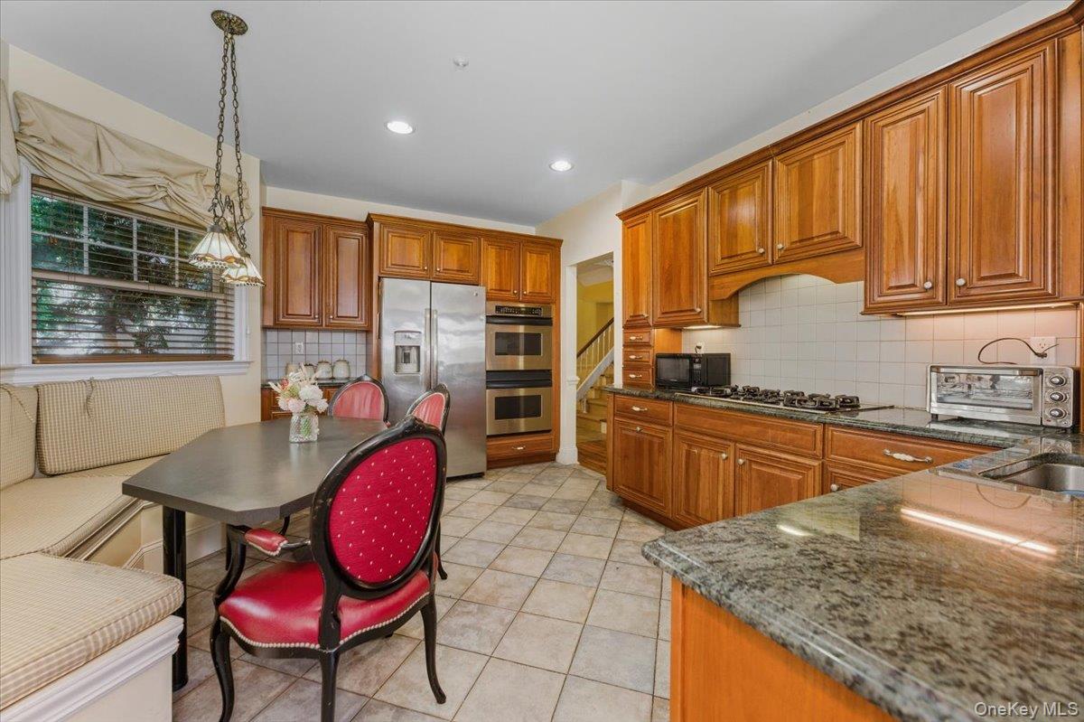 6 Riverpointe Road Property Photo 17