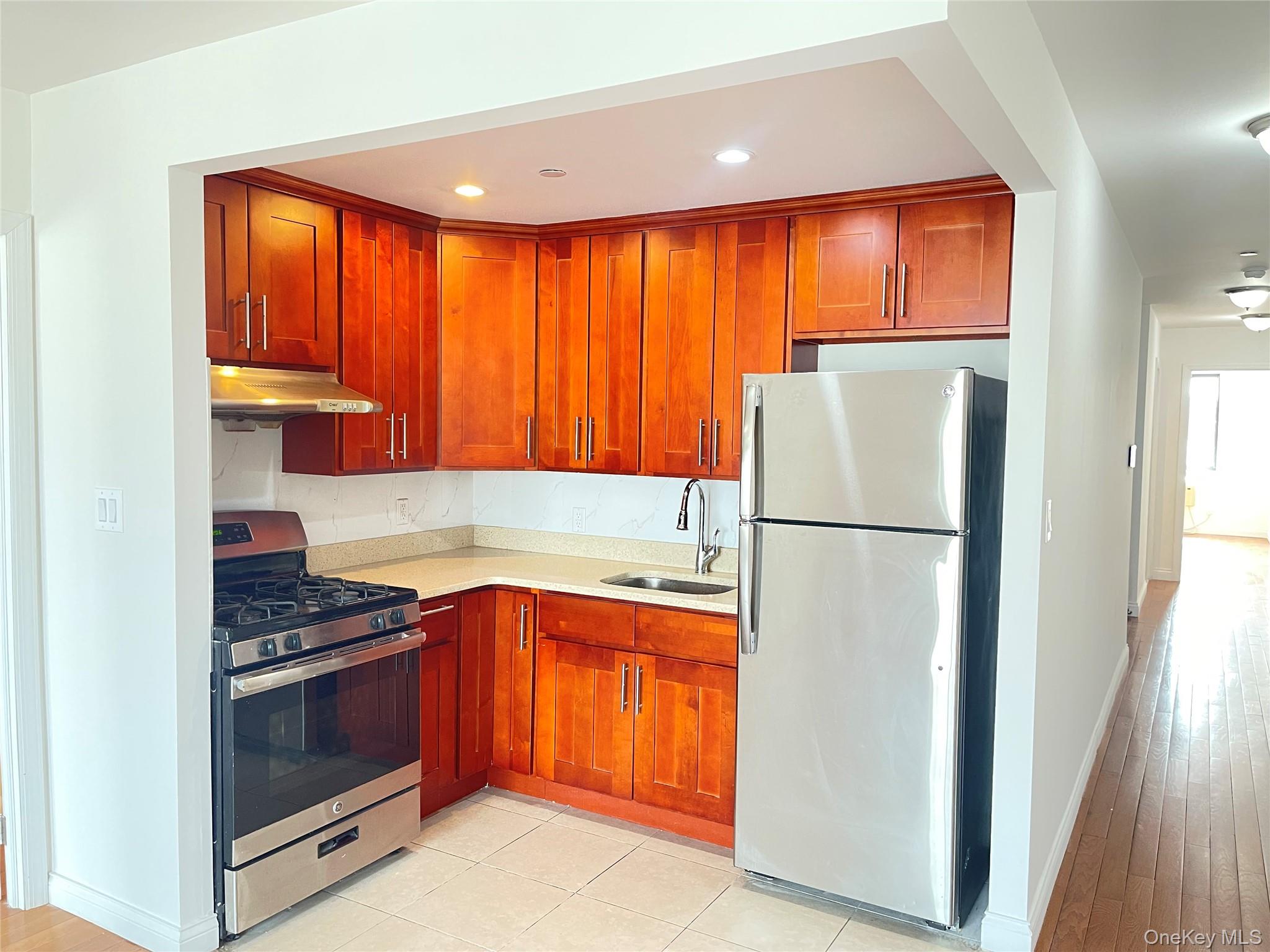 70-26 Queens Boulevard #5a Property Photo 12