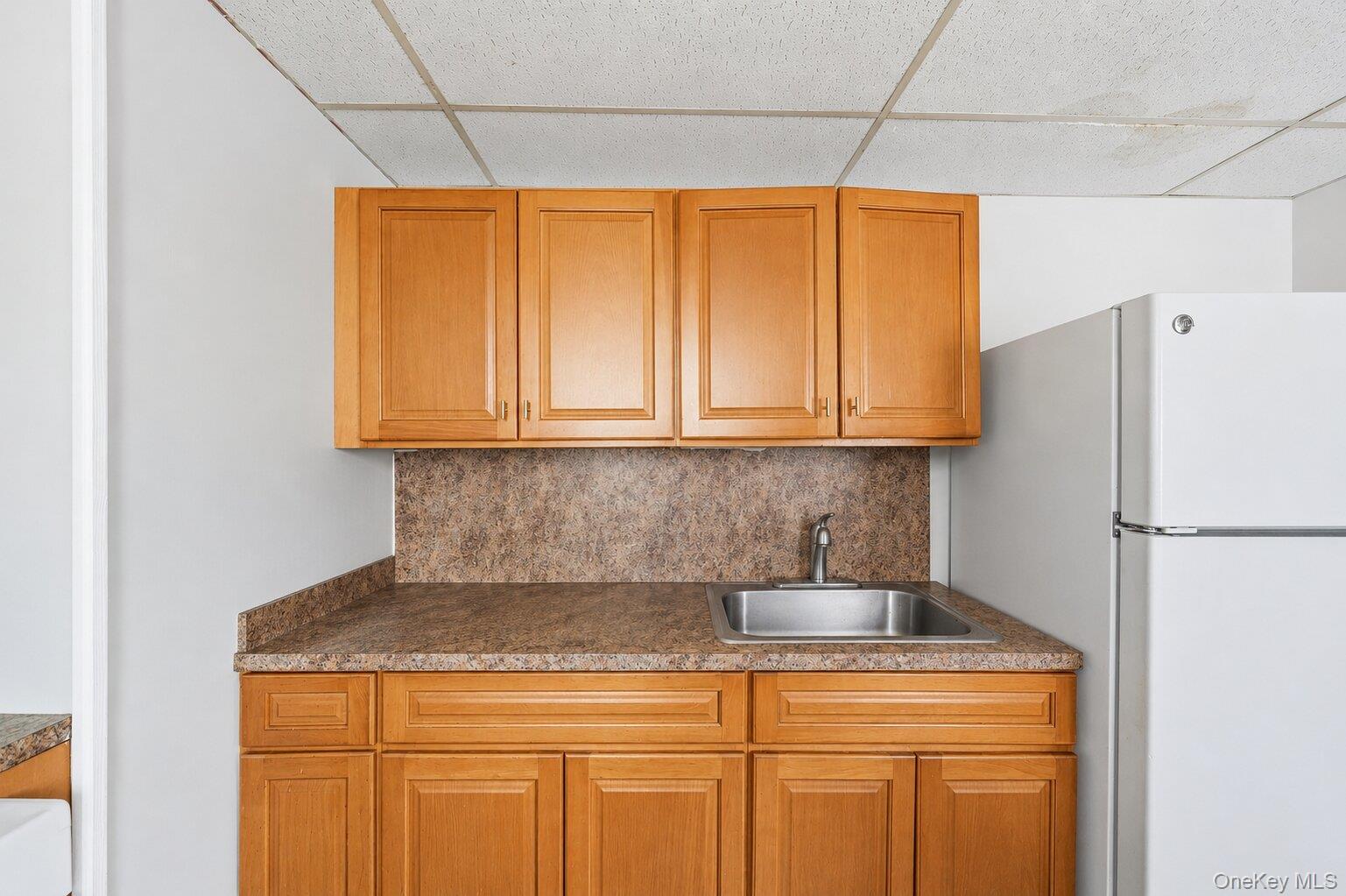 246 Westside Avenue Property Photo 6