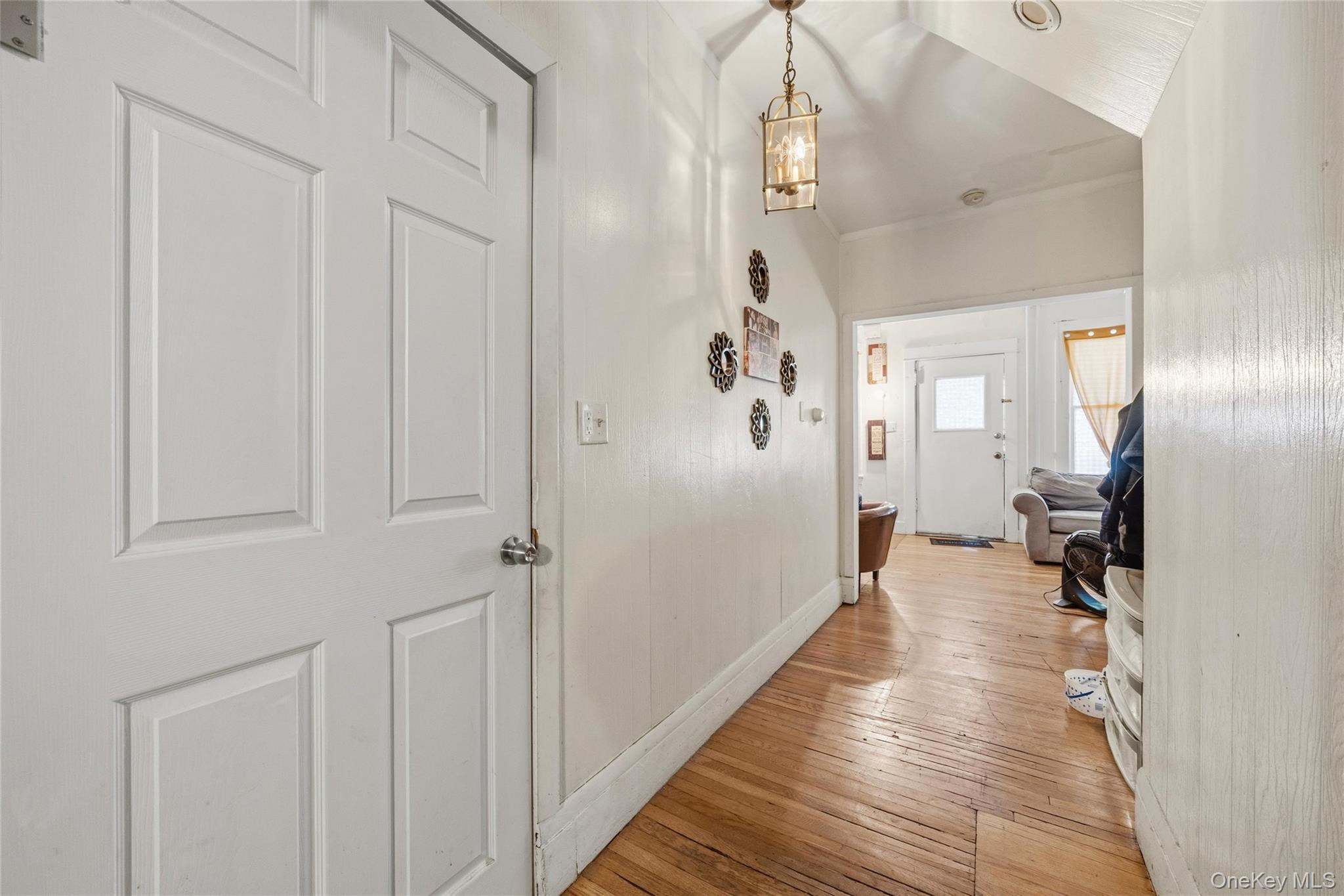 246 Westside Avenue Property Photo 10