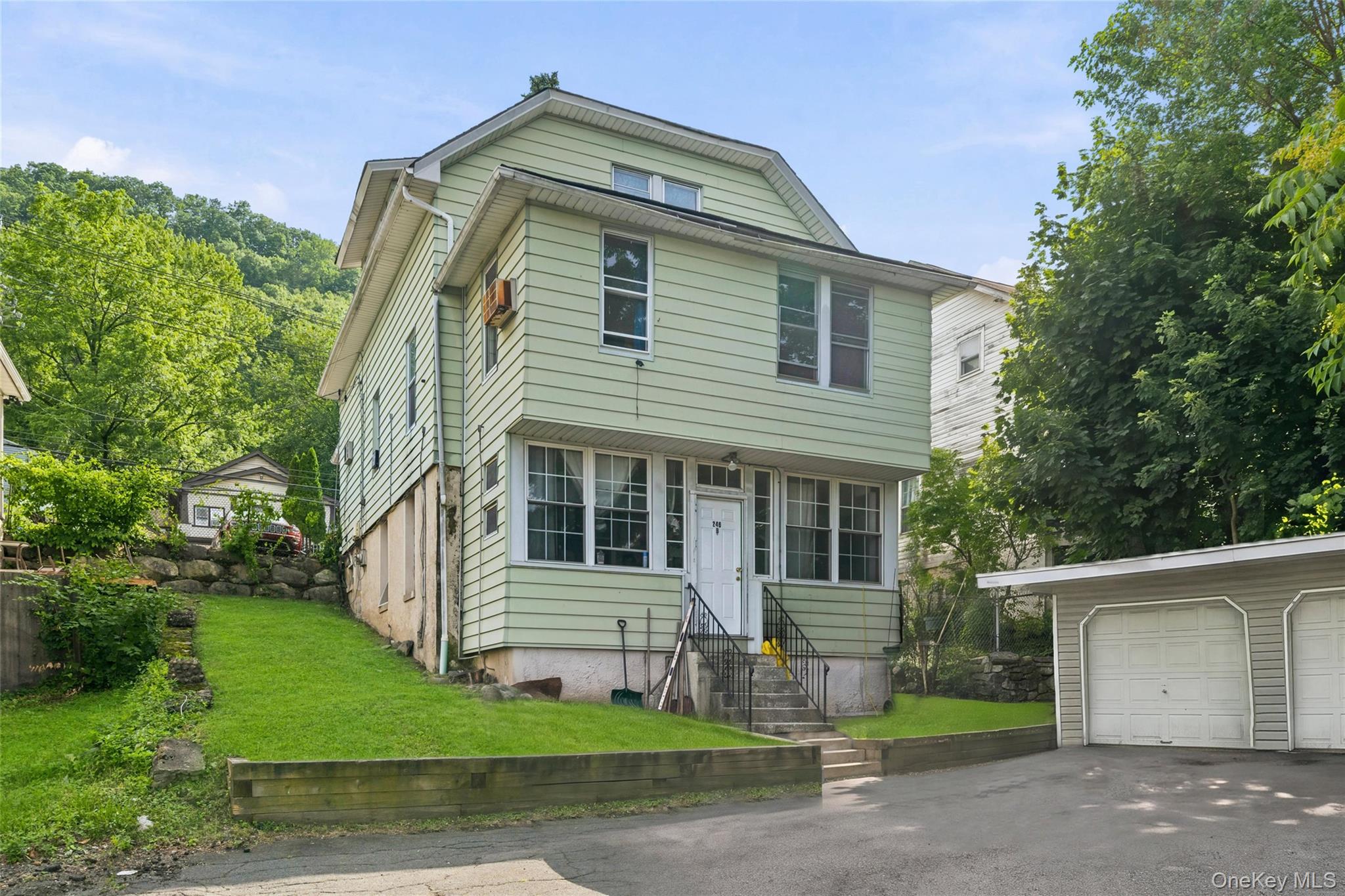 246 Westside Avenue Property Photo 29