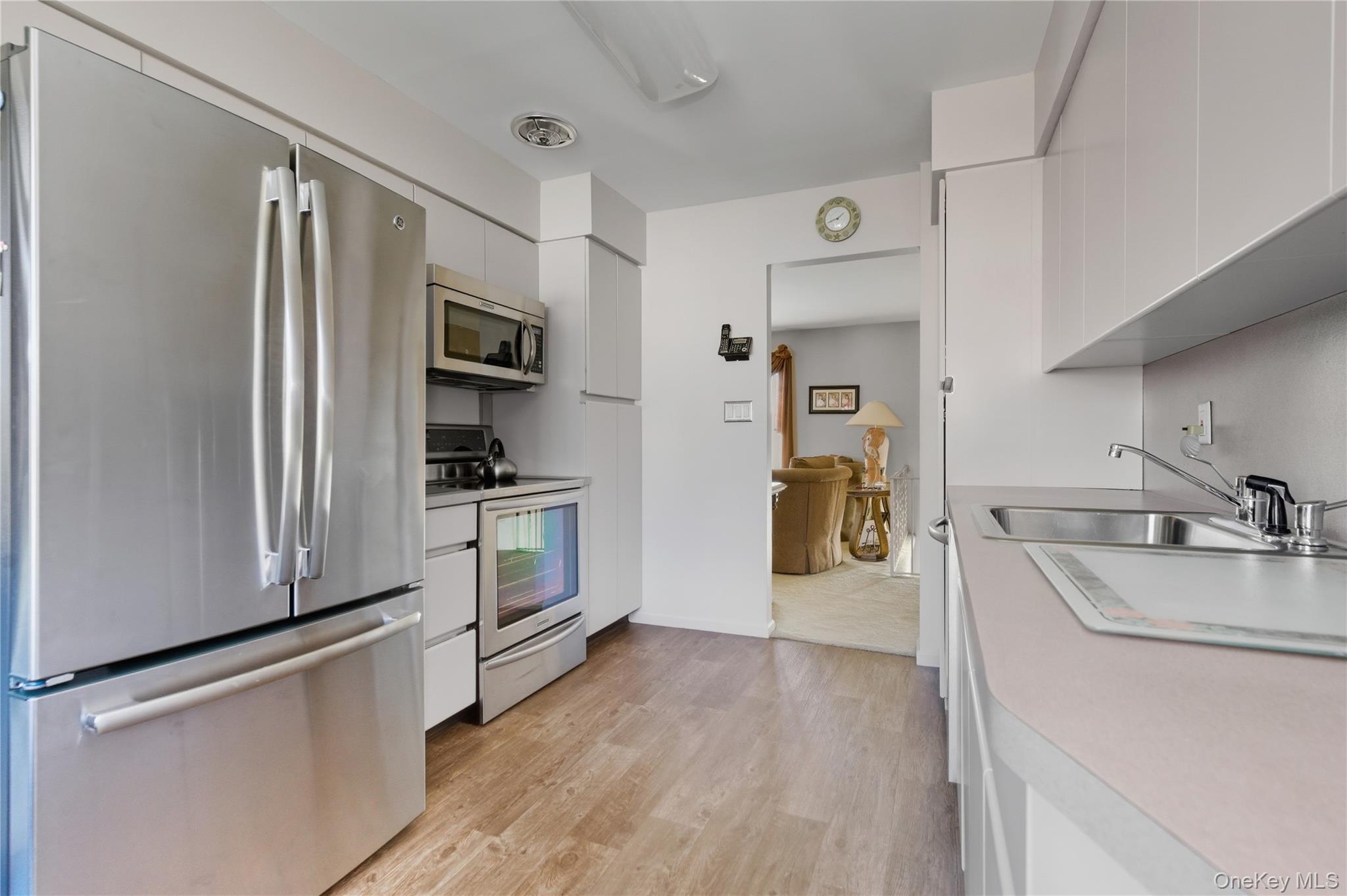 613 Smith Place Property Photo 13