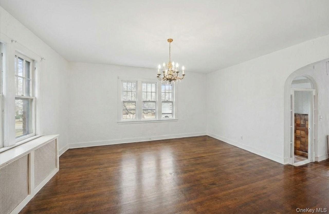 93 Stuyvesant Plaza Property Photo 7