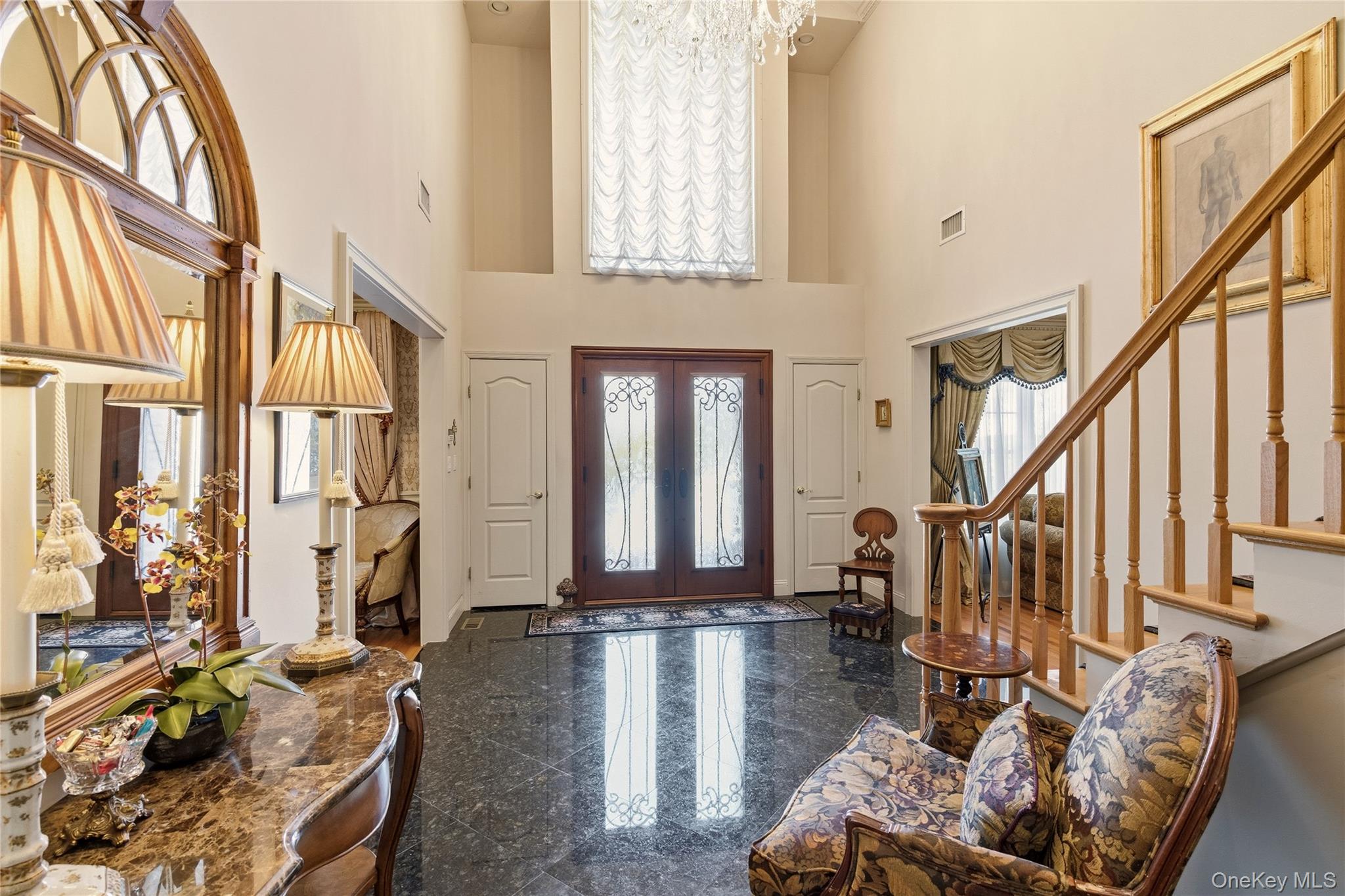 4 Peachtree Lane Property Photo 3