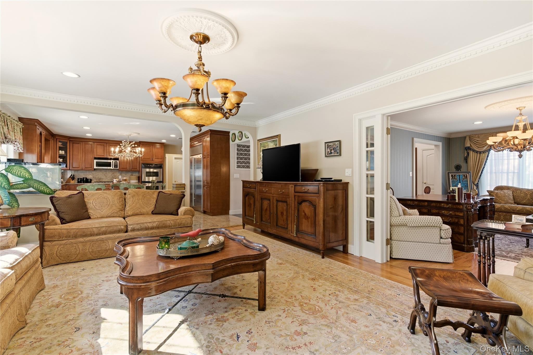 4 Peachtree Lane Property Photo 7