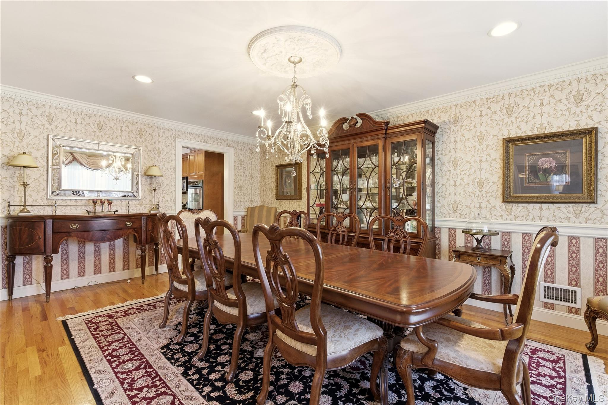 4 Peachtree Lane Property Photo 16