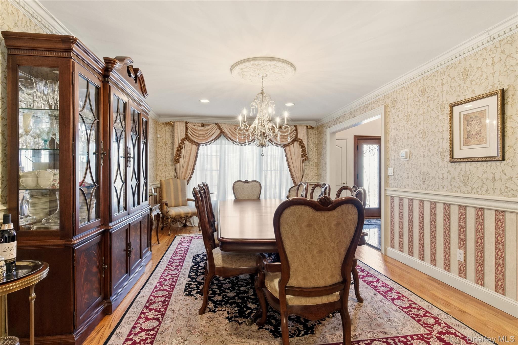 4 Peachtree Lane Property Photo 17
