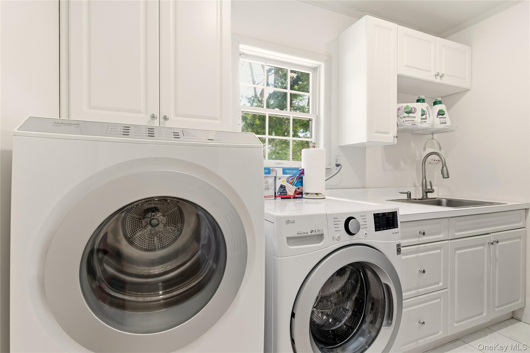 4 Peachtree Lane Property Photo 19