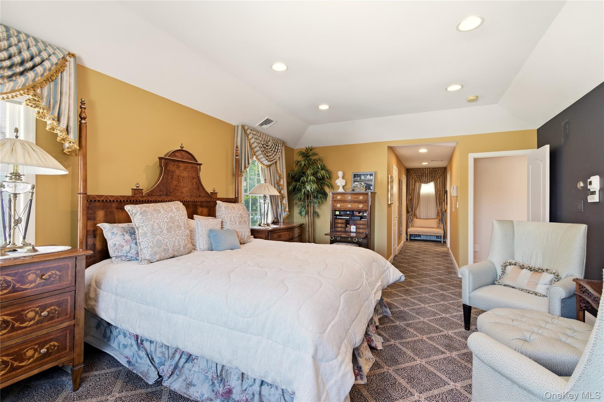 4 Peachtree Lane Property Photo 22