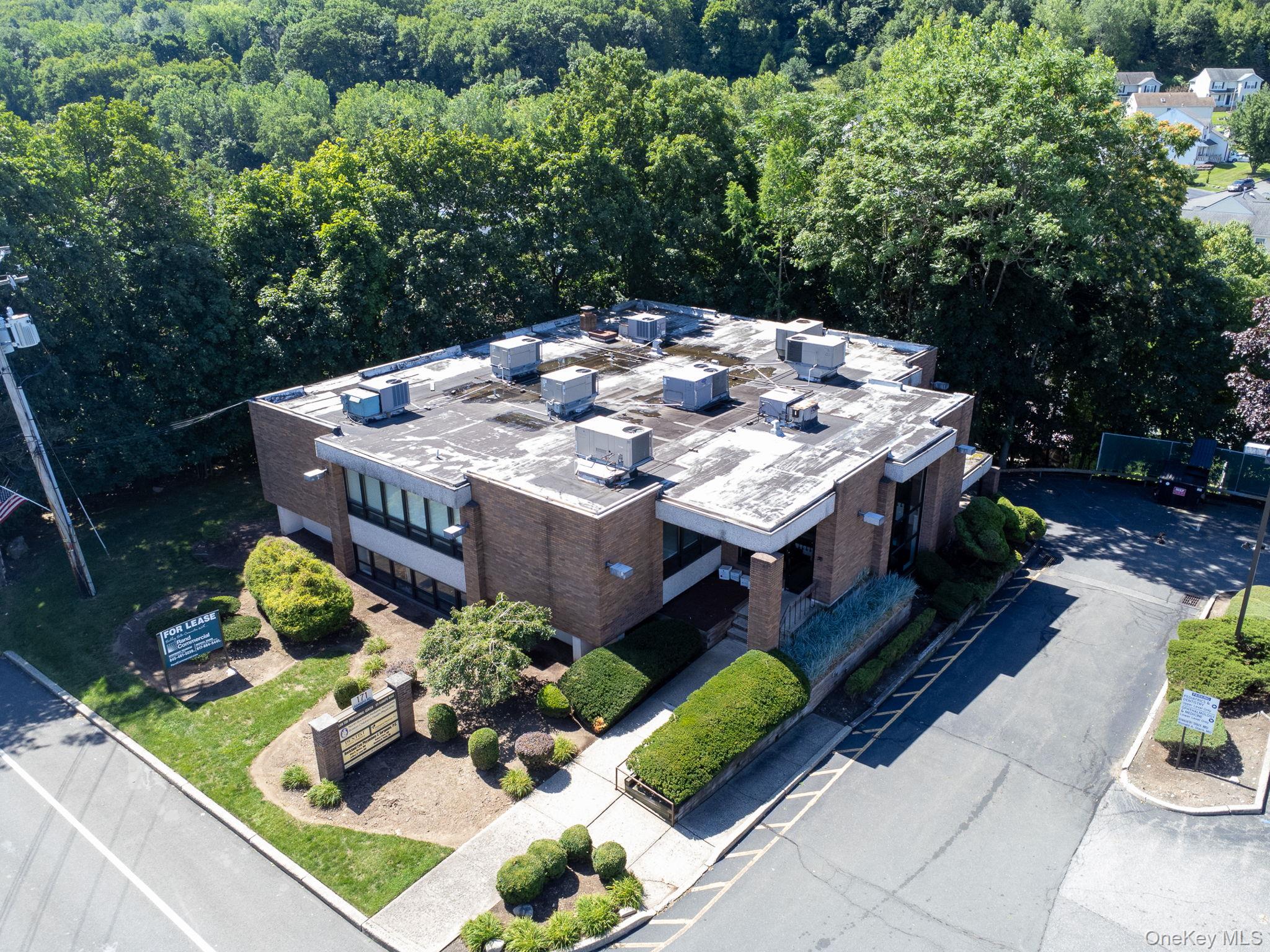 171 Ramapo Road Upper Property Photo 1