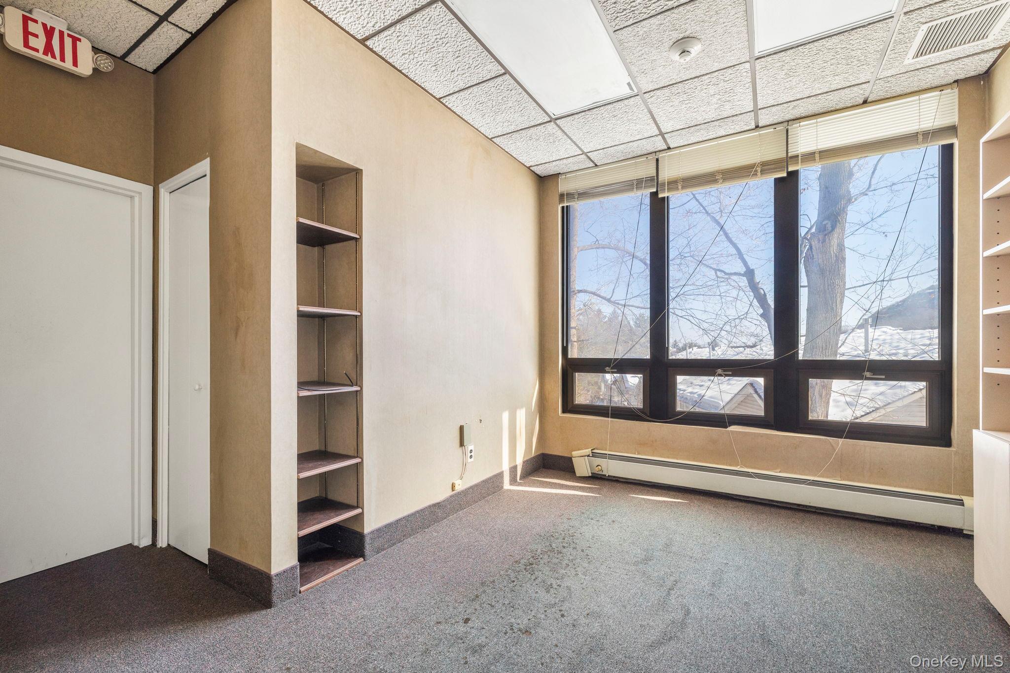 171 Ramapo Road Upper Property Photo 8