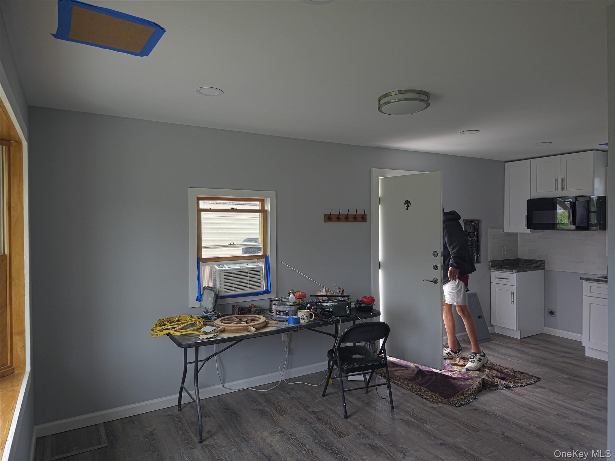 17 Bayport Road Property Photo 4