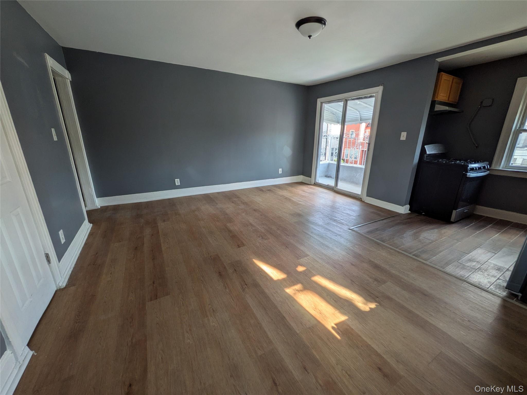 205-11 110th Avenue 2nd Floor Property Photo 6