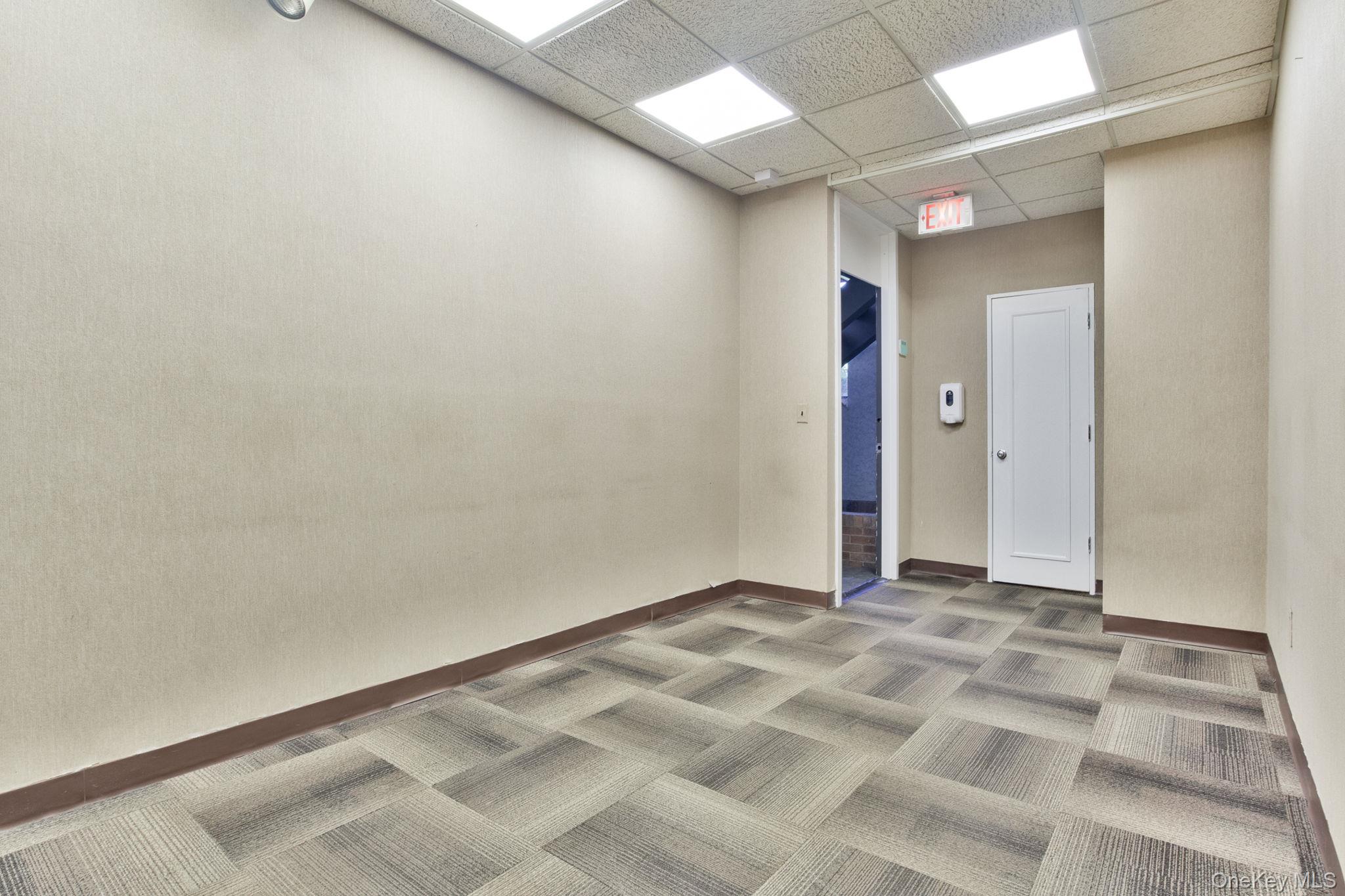 171 Ramapo Road Lower Property Photo 8