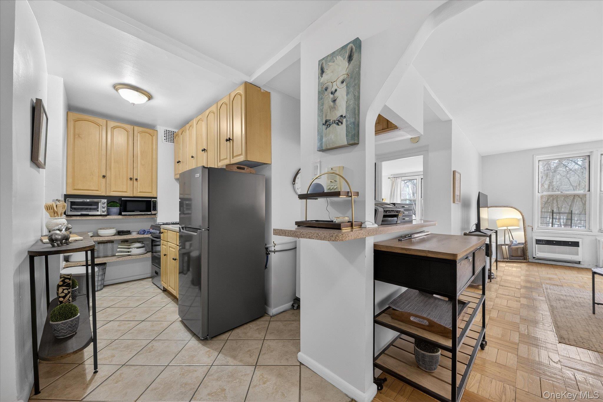 6535 Broadway 1g Property Photo 7