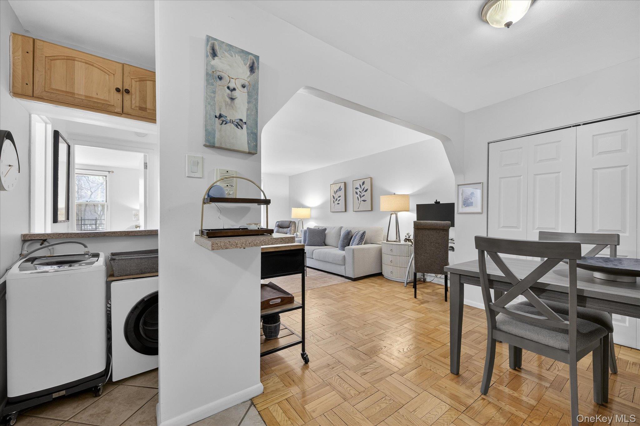 6535 Broadway 1g Property Photo 10