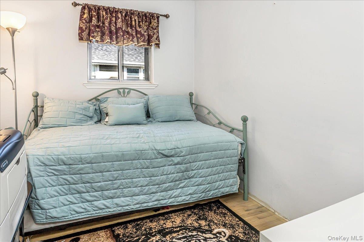 85 Unqua Road Property Photo 11