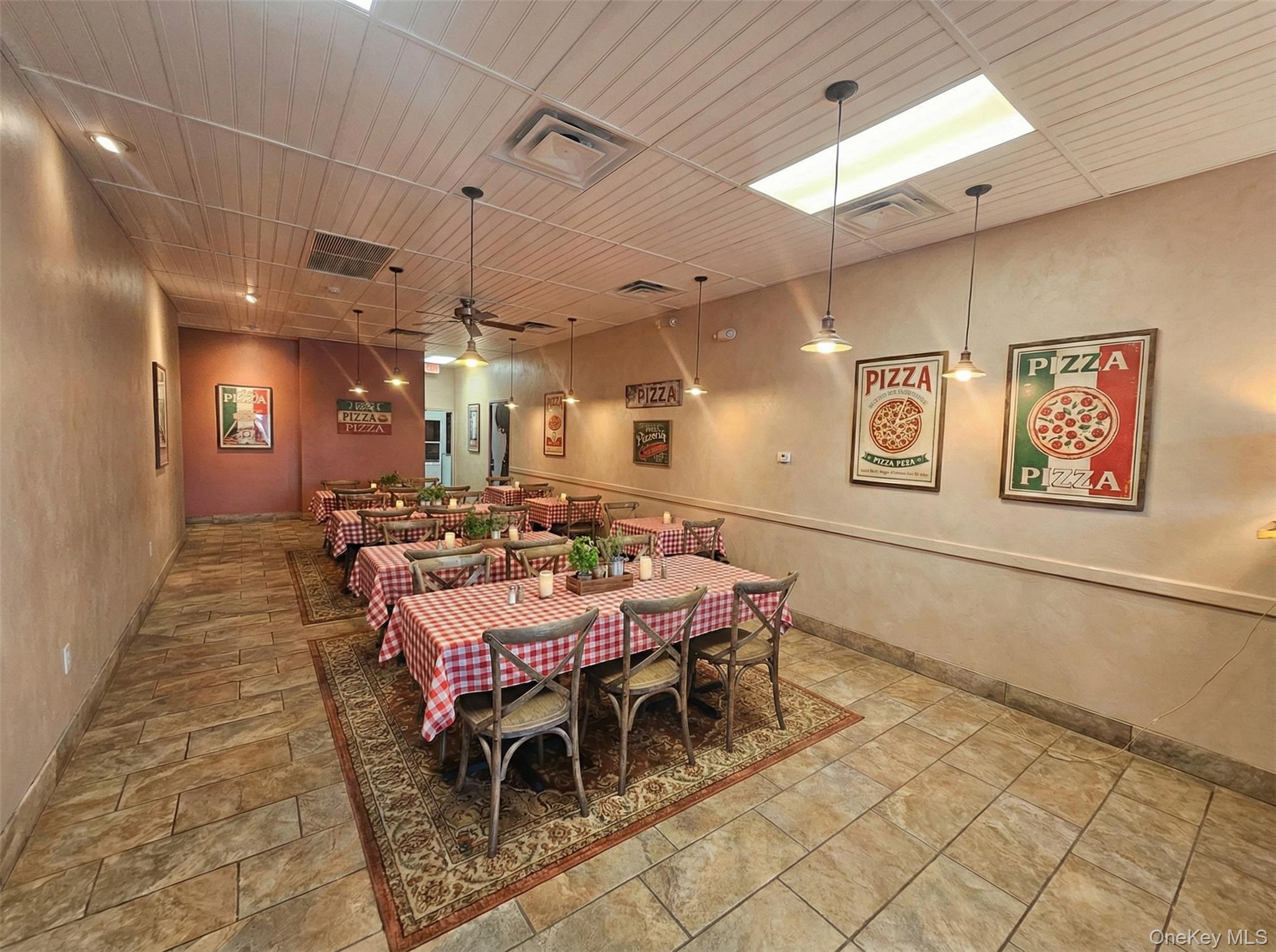 960543 Property Photo 1