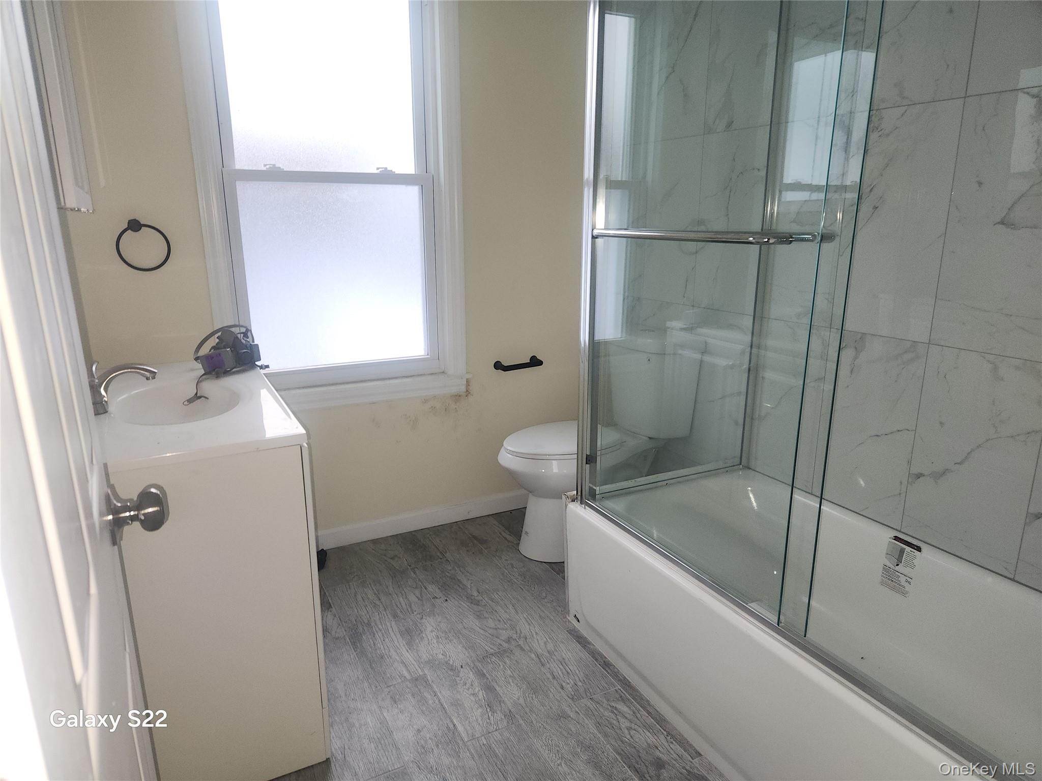 110 S 6th Avenue Property Photo 19