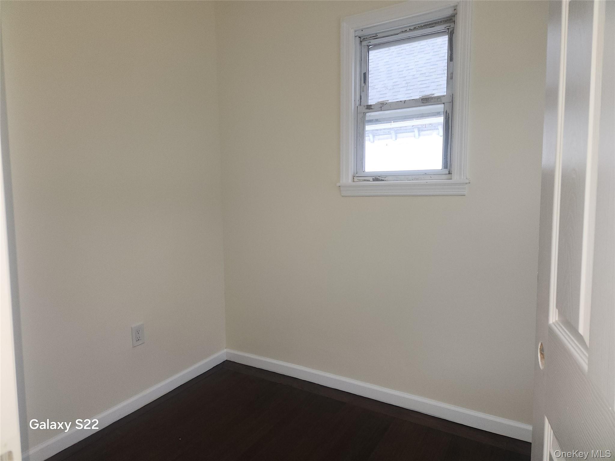 110 S 6th Avenue Property Photo 23