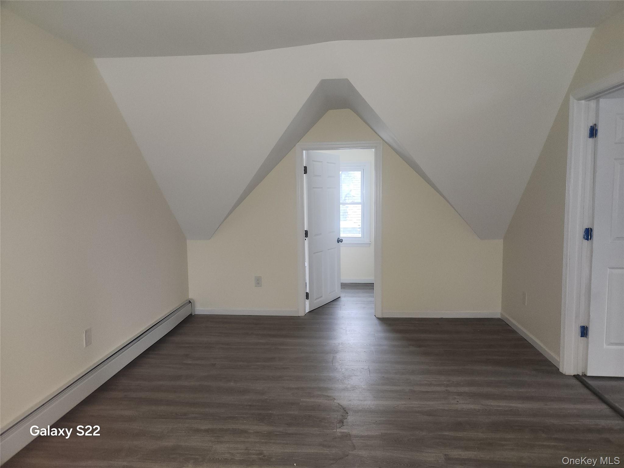110 S 6th Avenue Property Photo 27