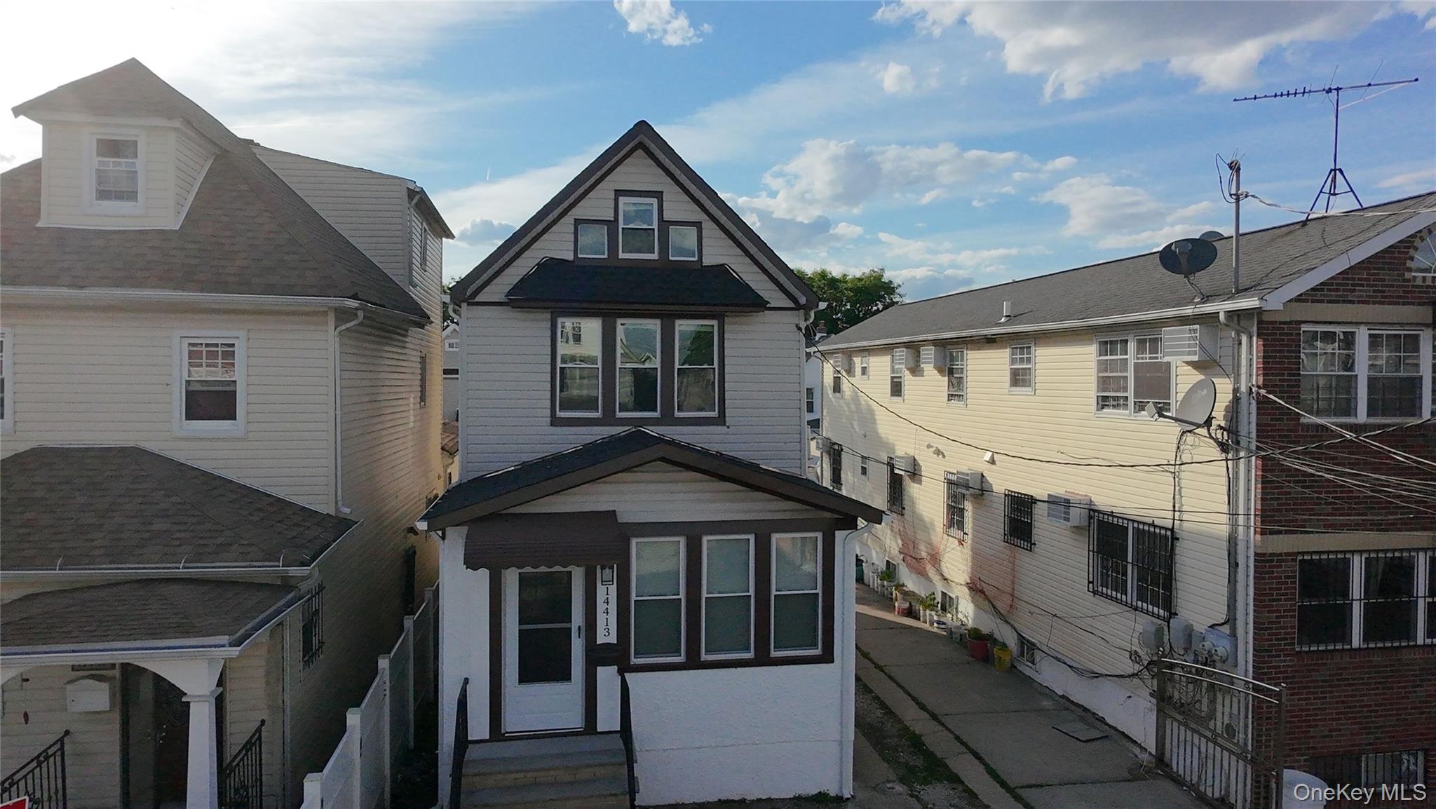 144-13 Lux Road Property Photo 2