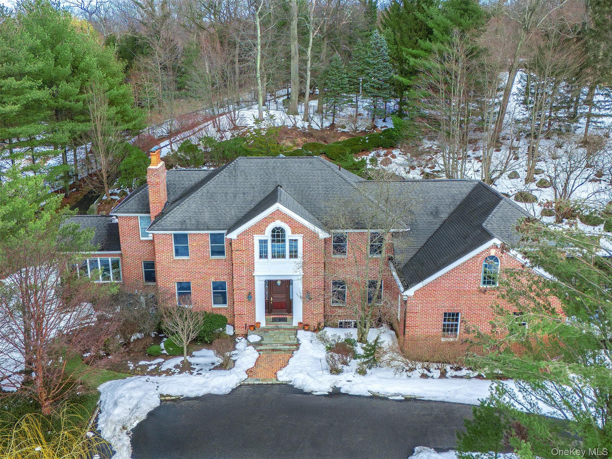 18 Harriman Drive Property Photo 3