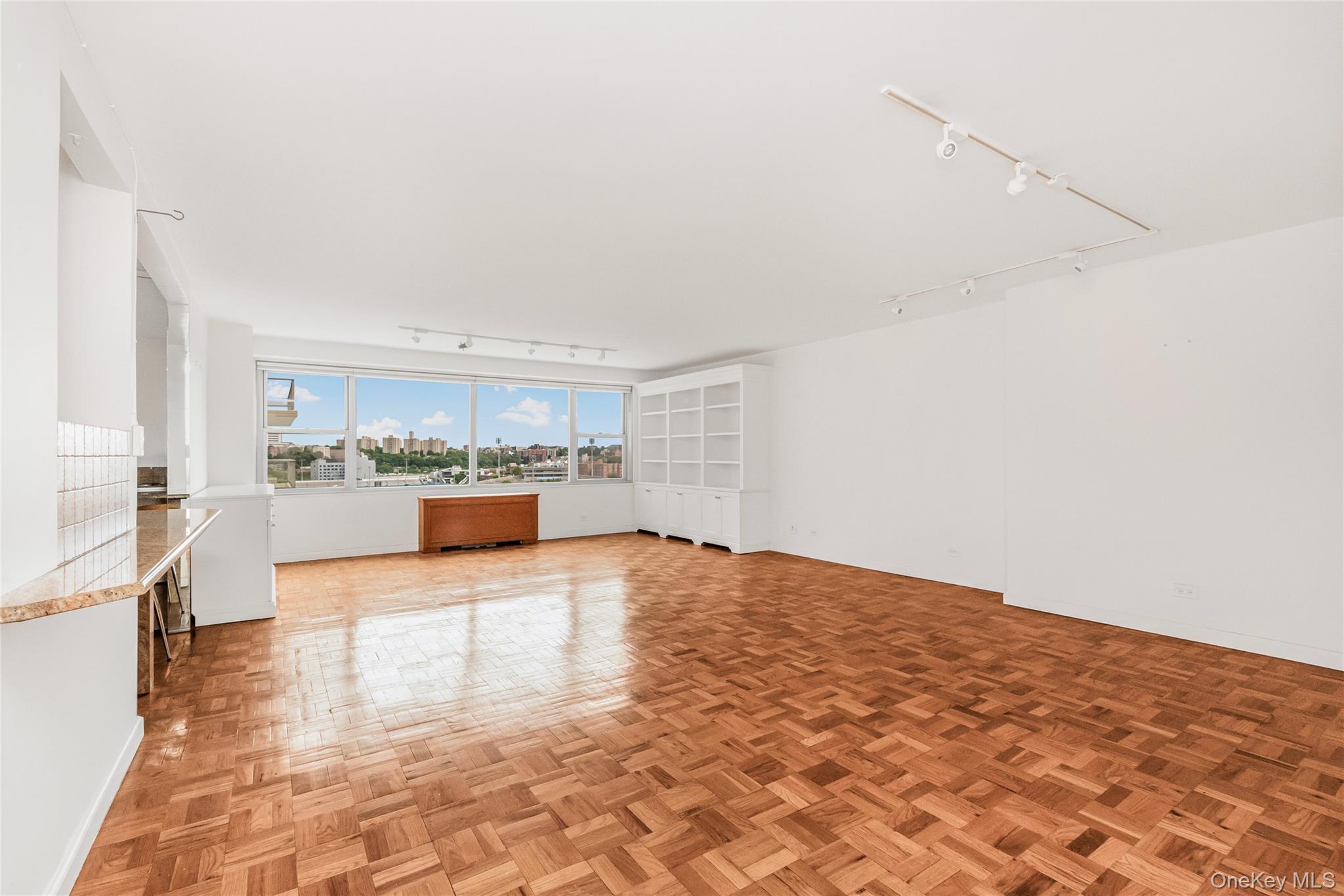 2500 Johnson Avenue 5f Property Photo 3