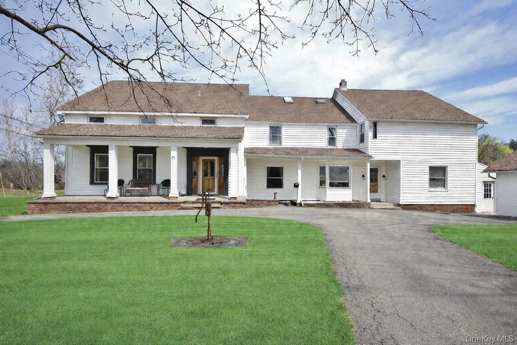 487 Black Meadow Road Property Photo 1