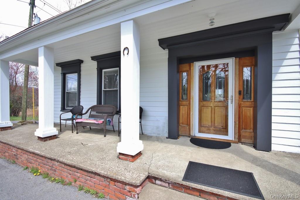 487 Black Meadow Road Property Photo 2