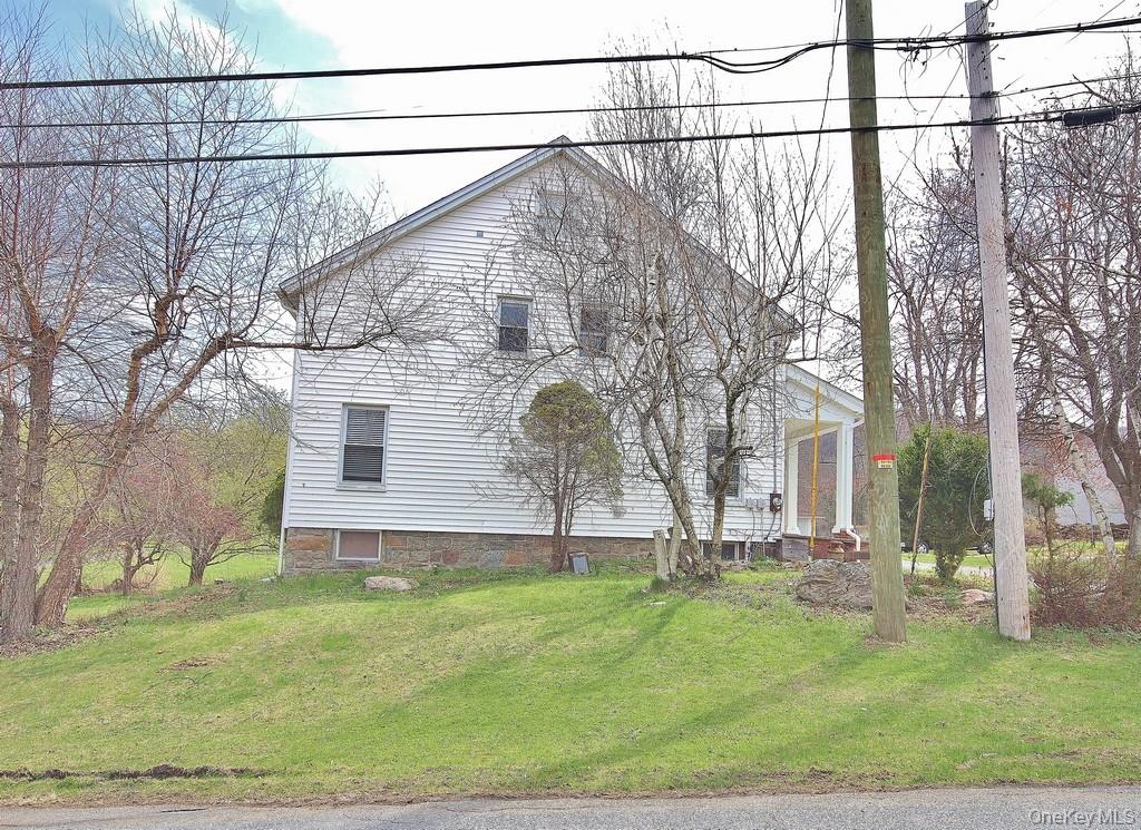 487 Black Meadow Road Property Photo 8