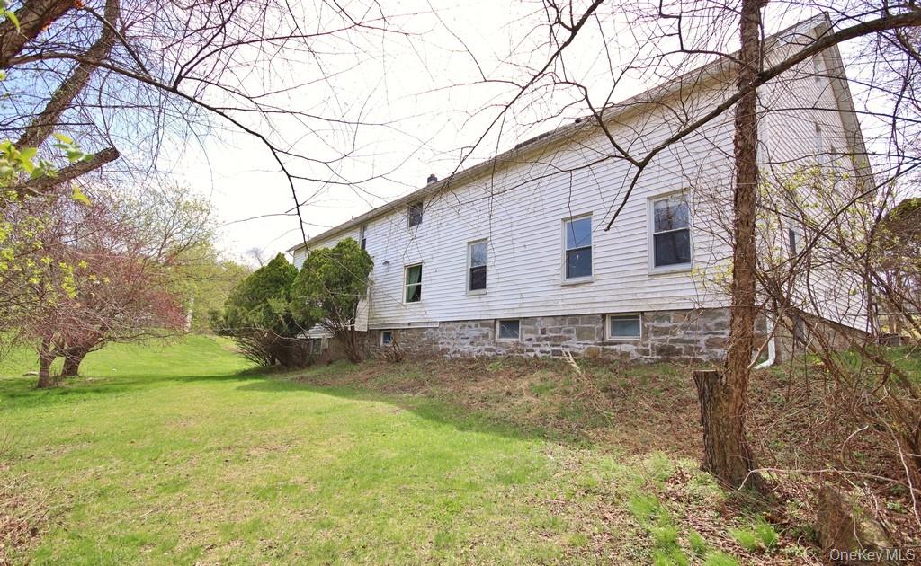 487 Black Meadow Road Property Photo 11