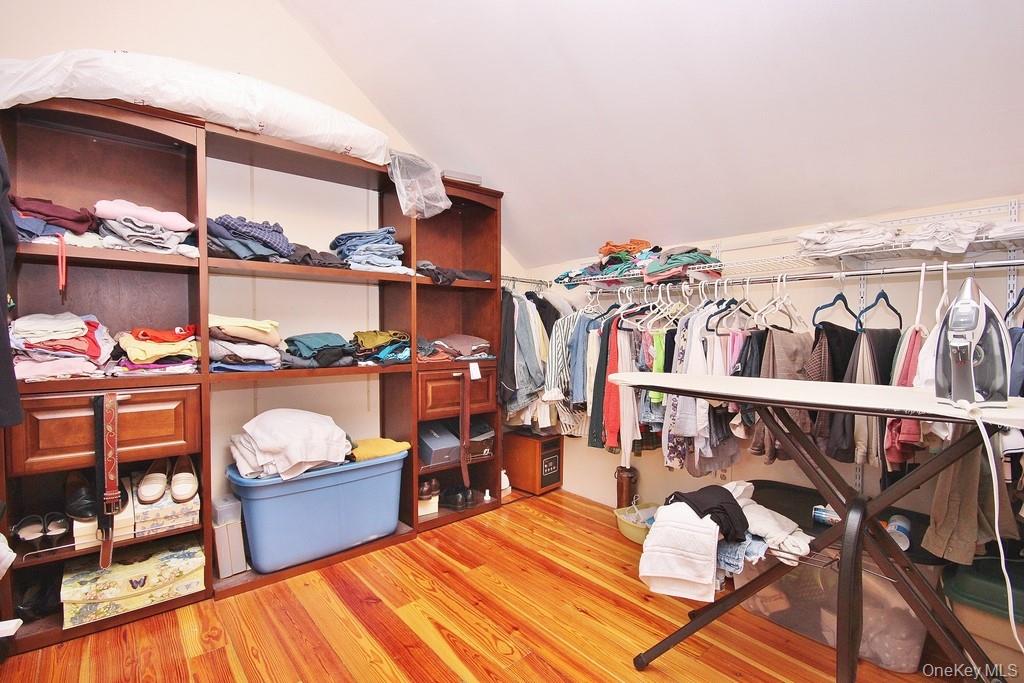 487 Black Meadow Road Property Photo 13