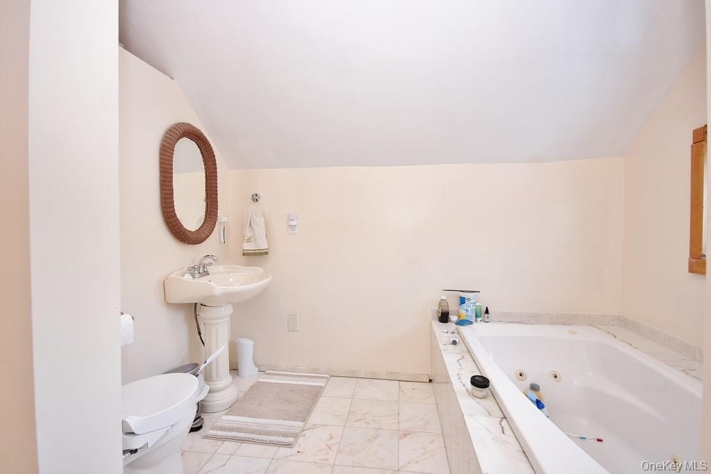 487 Black Meadow Road Property Photo 39