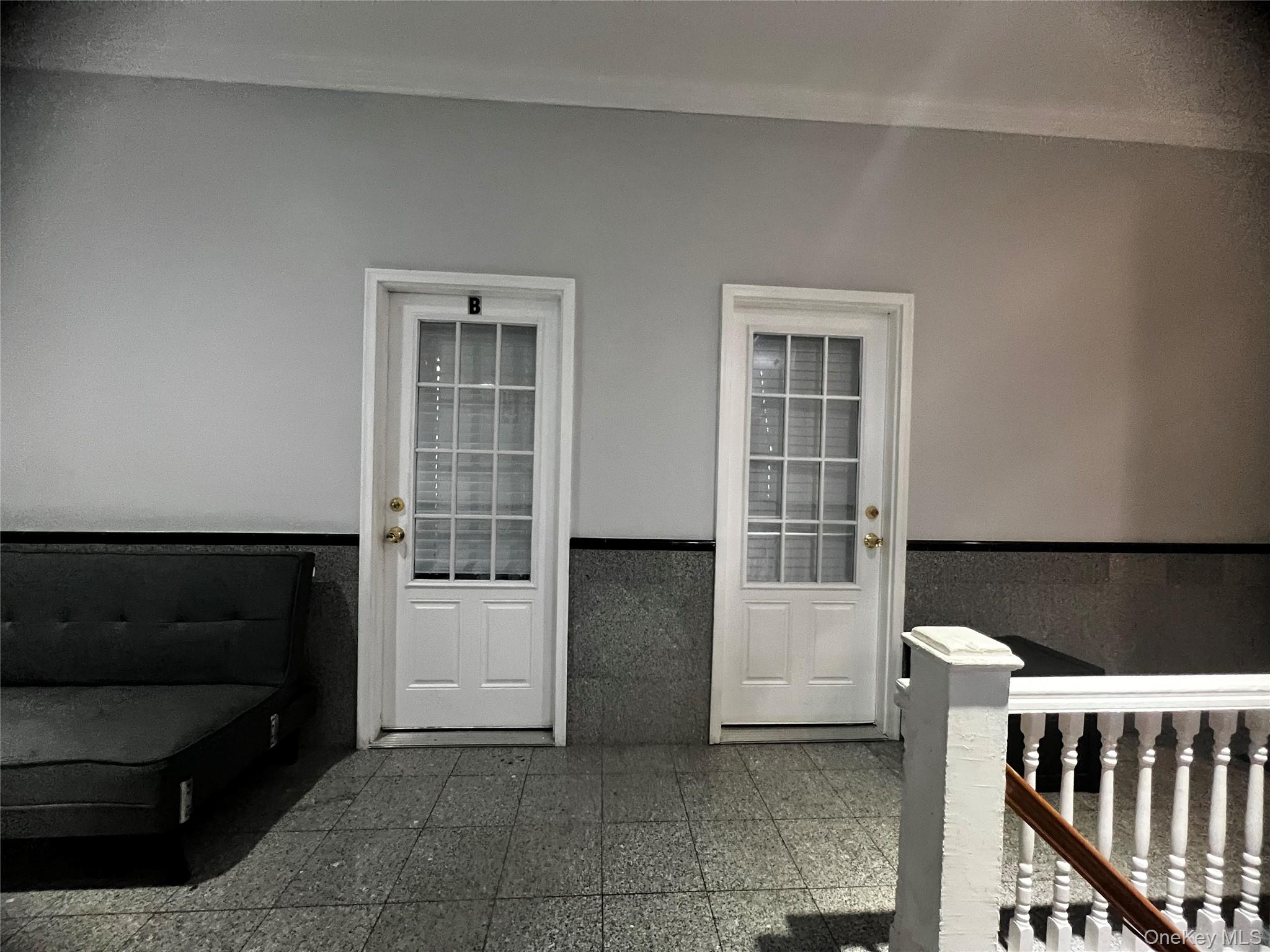 1 W Sunrise Highway Property Photo 3