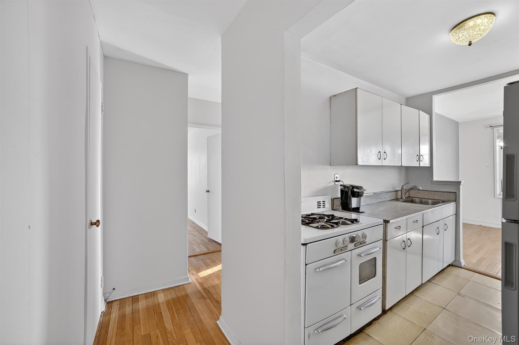 25 Sunnyside Drive 6c Property Photo 16