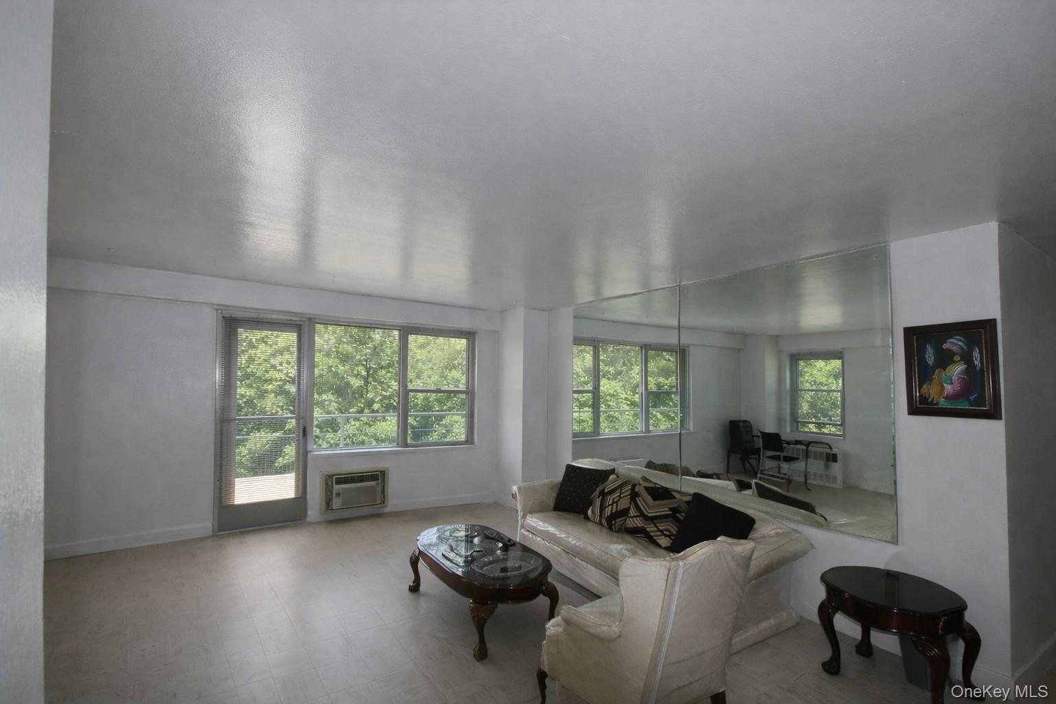 12399 Flatlands Avenue 4j Property Photo 3
