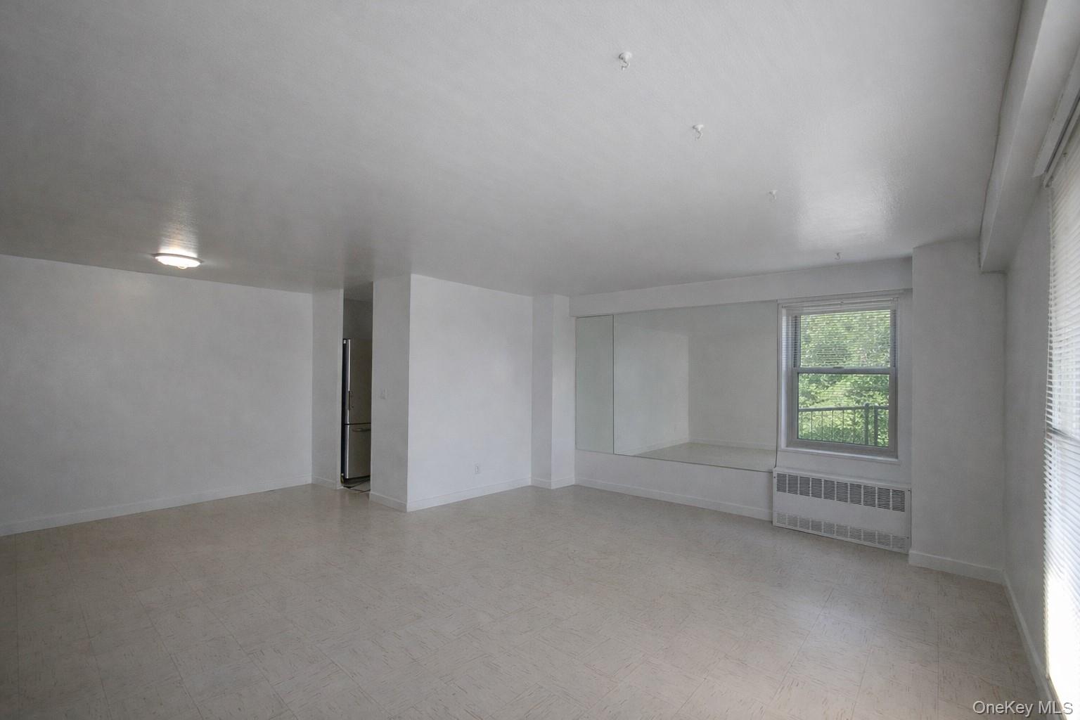 12399 Flatlands Avenue 4j Property Photo 4