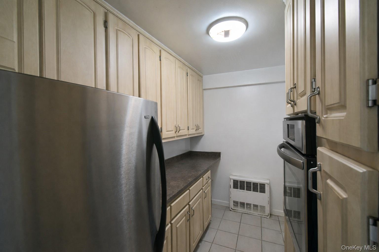 12399 Flatlands Avenue 4j Property Photo 5