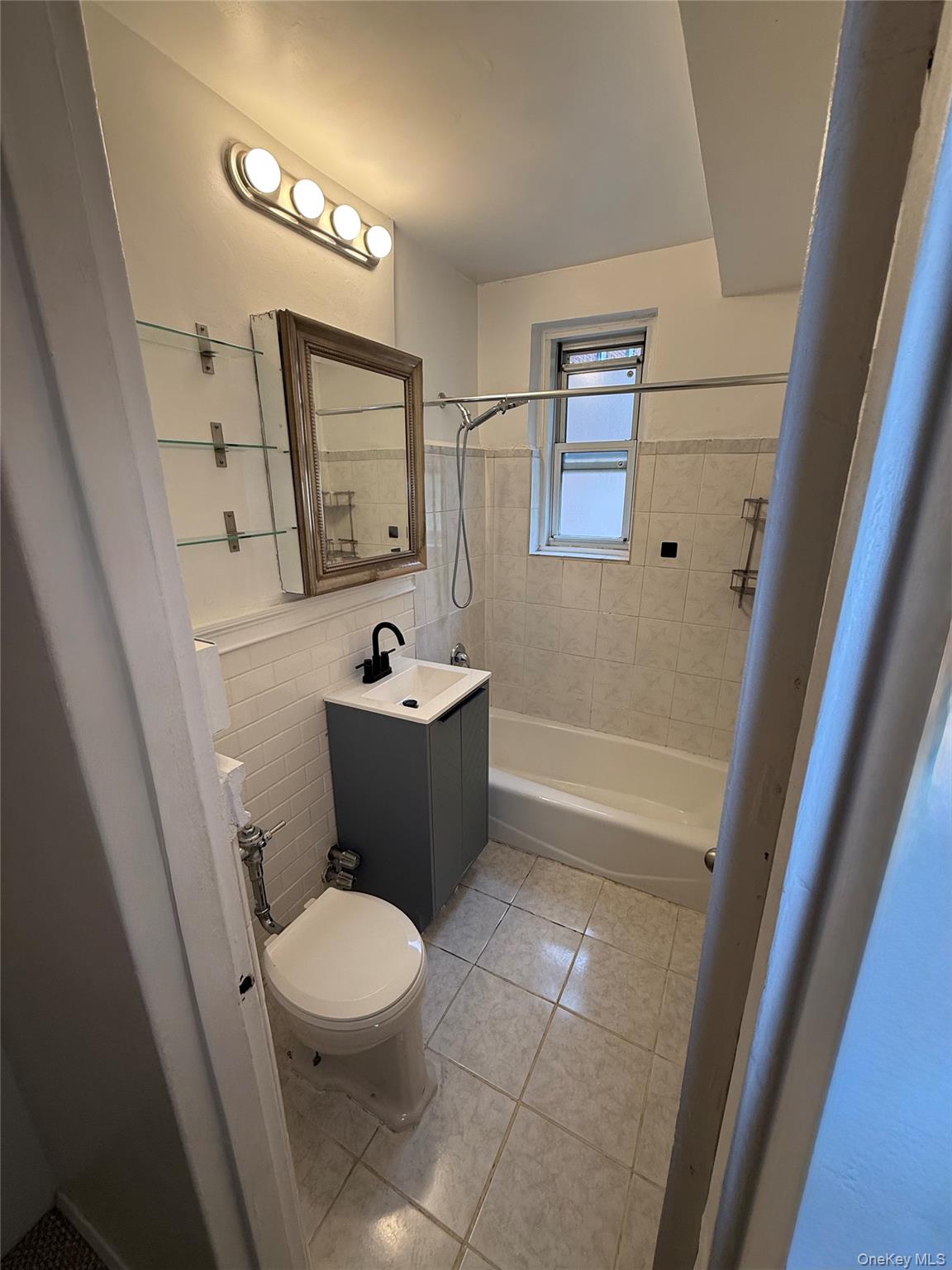 765 Bronx River 3f Property Photo 21