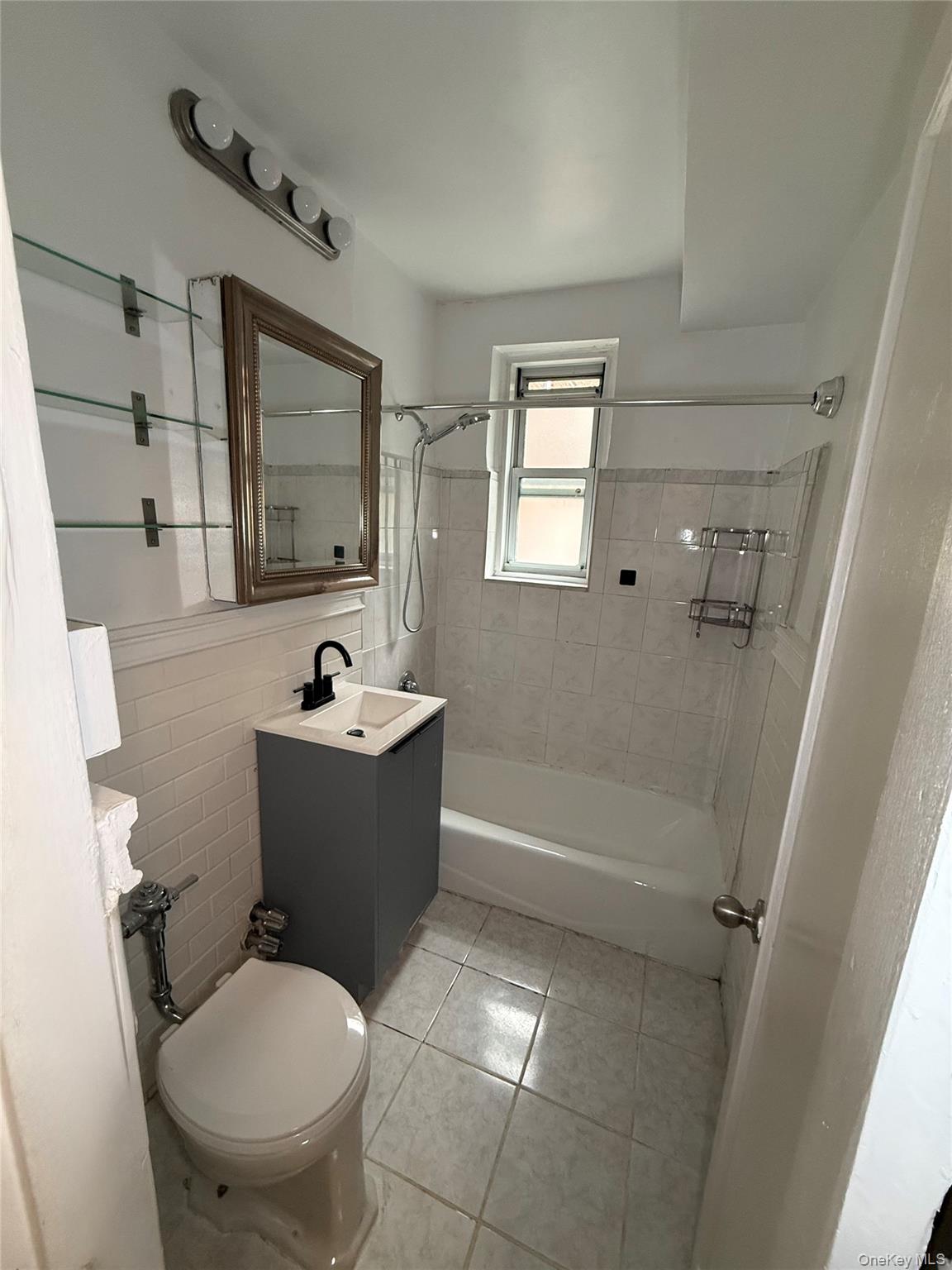 765 Bronx River 3f Property Photo 23