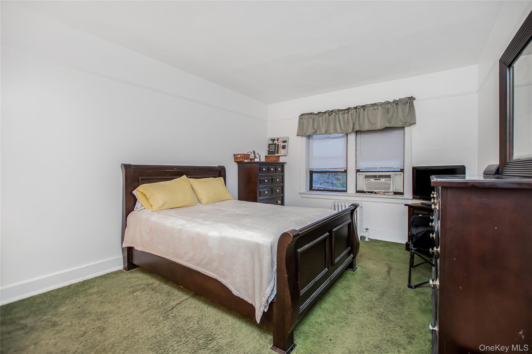 590 E Third Street 2d Property Photo 12