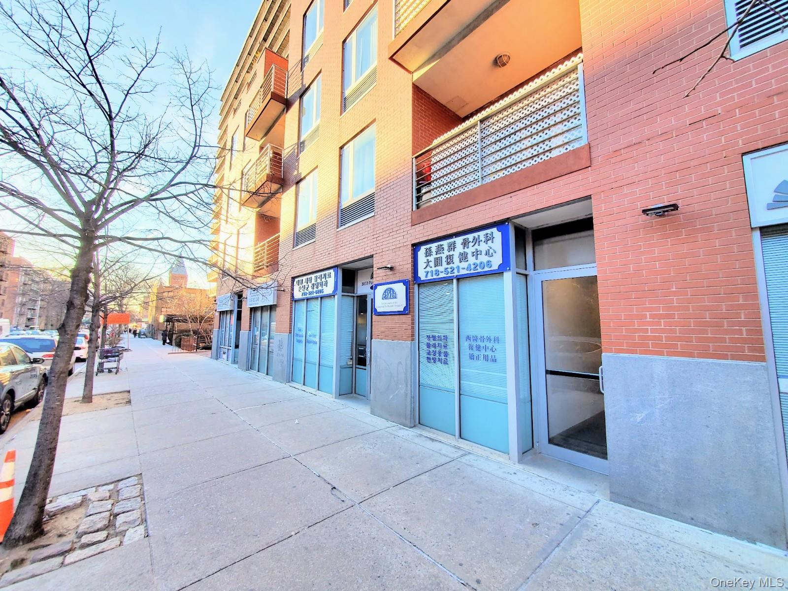 38-34 Parsons Boulevard CF2/1B Property Photo 1