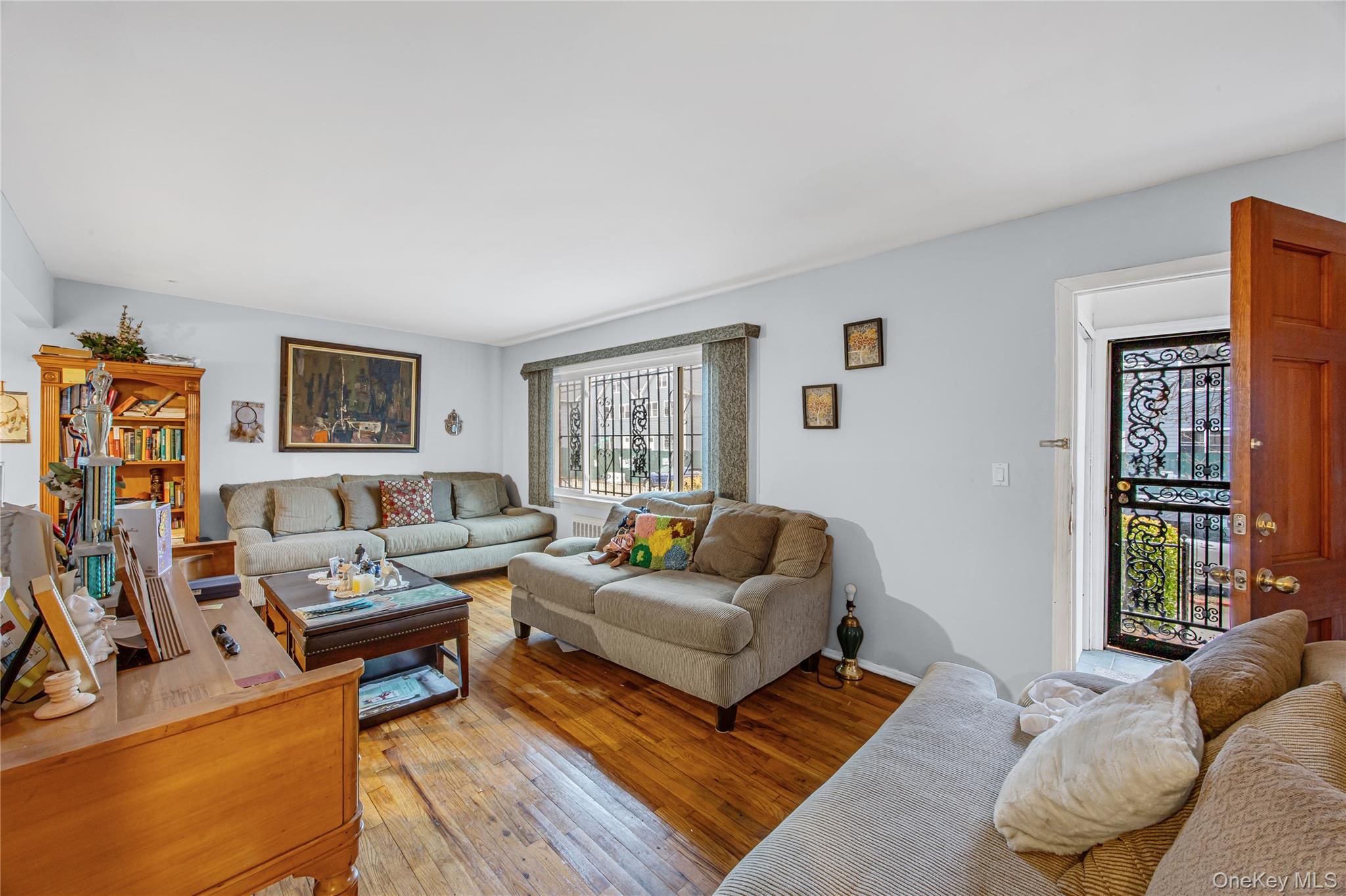 30-19 Bessemund Avenue Property Photo 2
