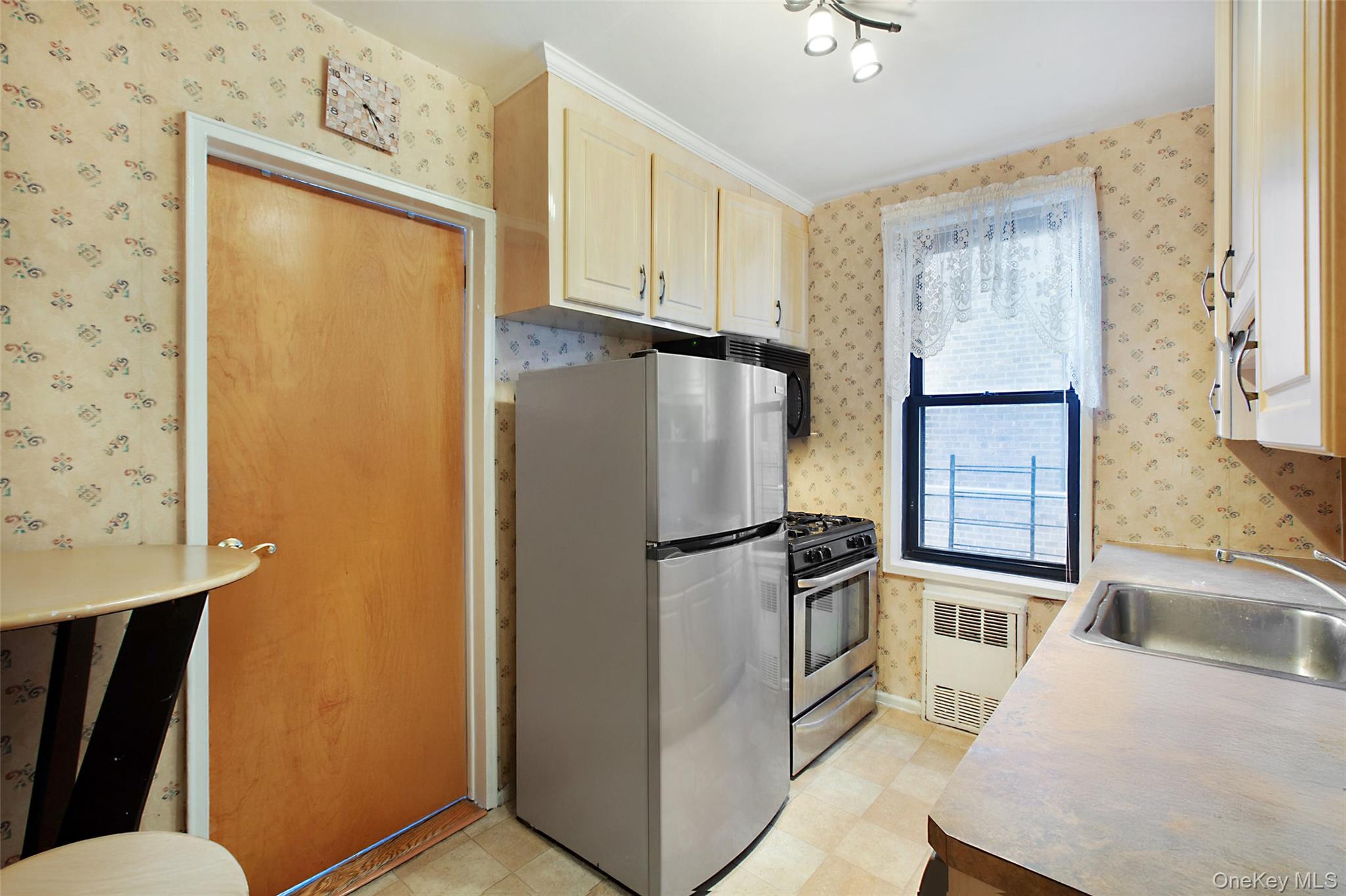 22424 Union Turnpike 2o Property Photo 11