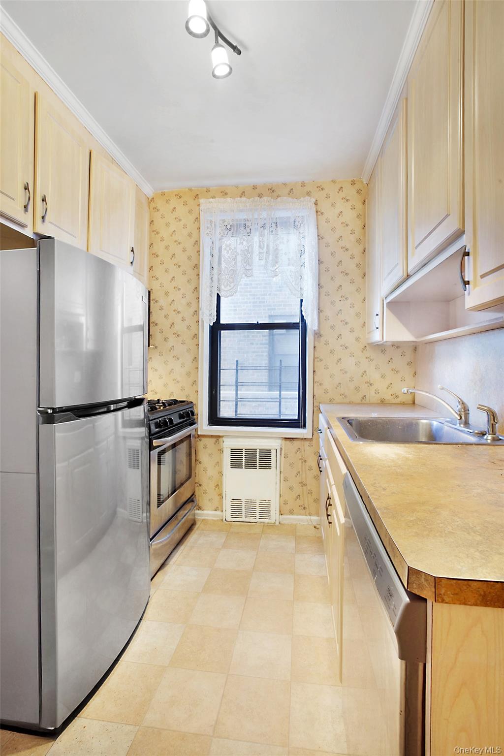 22424 Union Turnpike 2o Property Photo 12