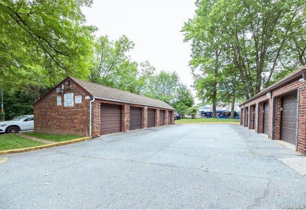 22424 Union Turnpike 2o Property Photo 20