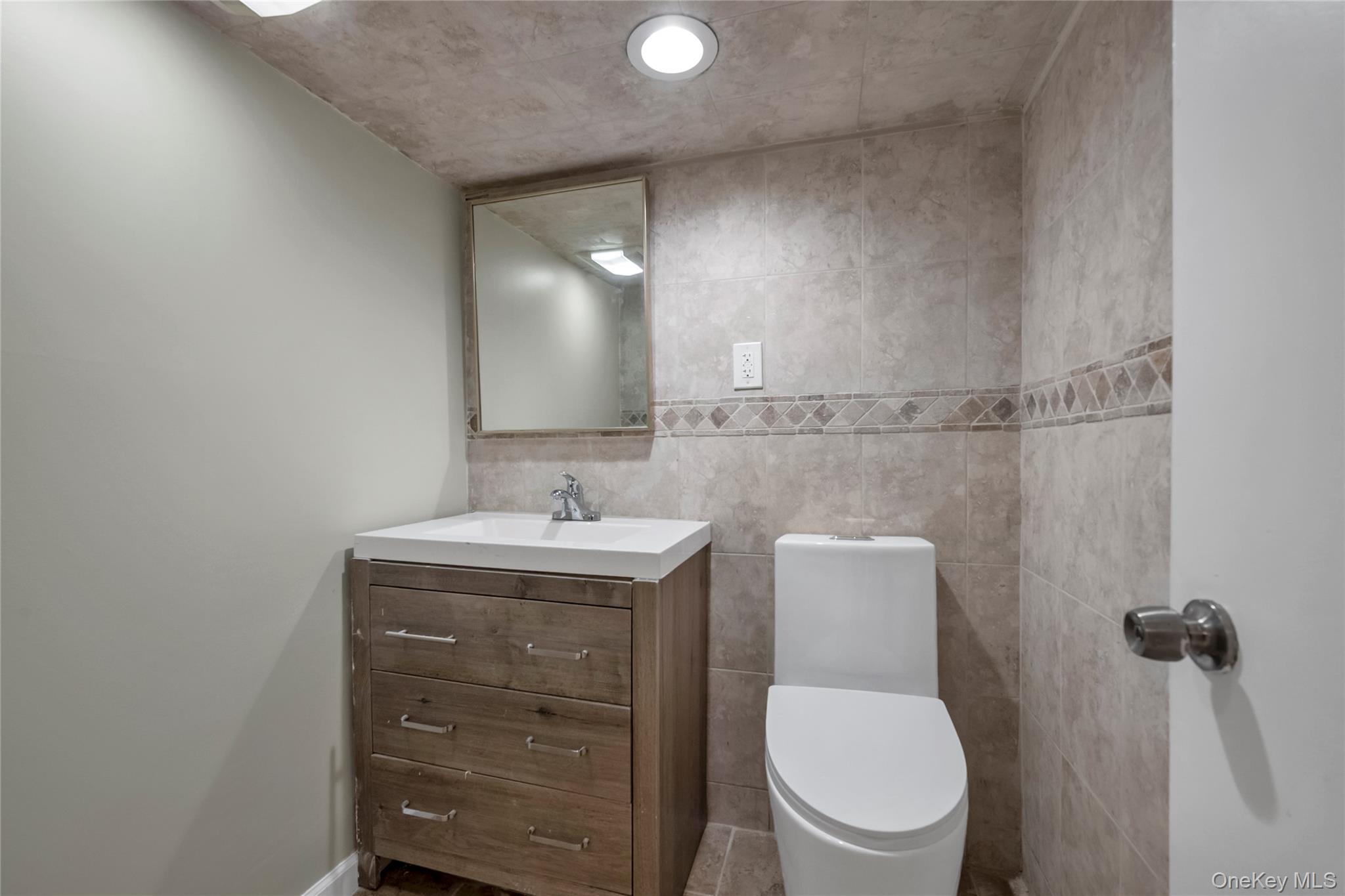 2516 Curtis Street Property Photo 16